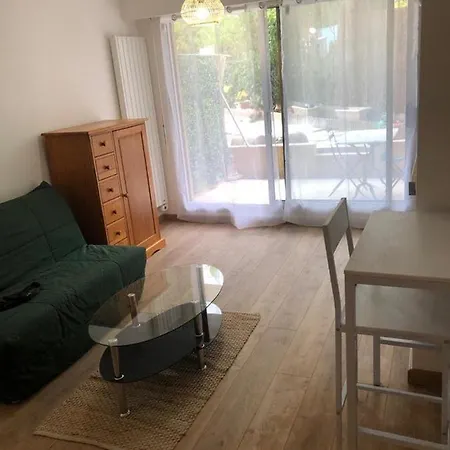 Elegant Studio Renove Avec Jardin Nice